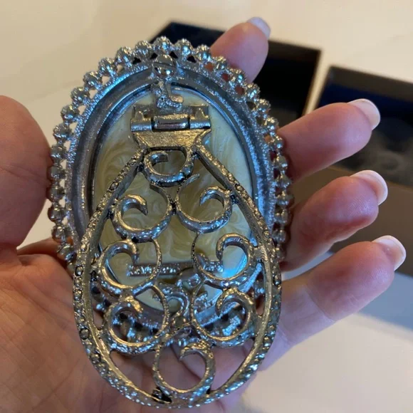 Jay Strongwater Picture Frame - Picture 3 of 6